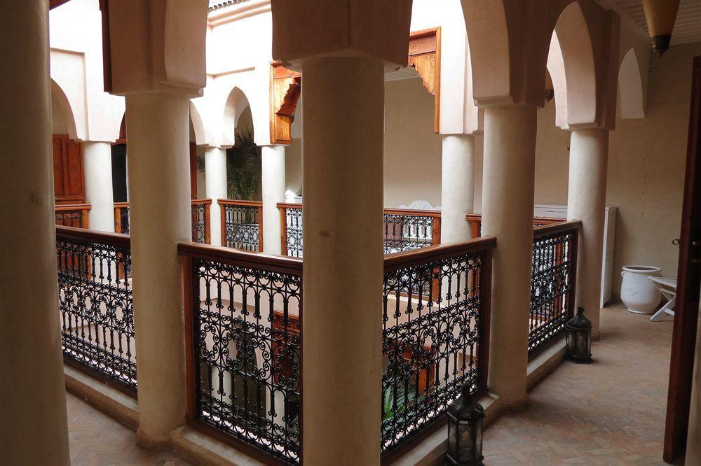 Riad Awinati Location Privatisee ,Piscine Chauffee , Beau Rooftop Marrakesh Exterior foto