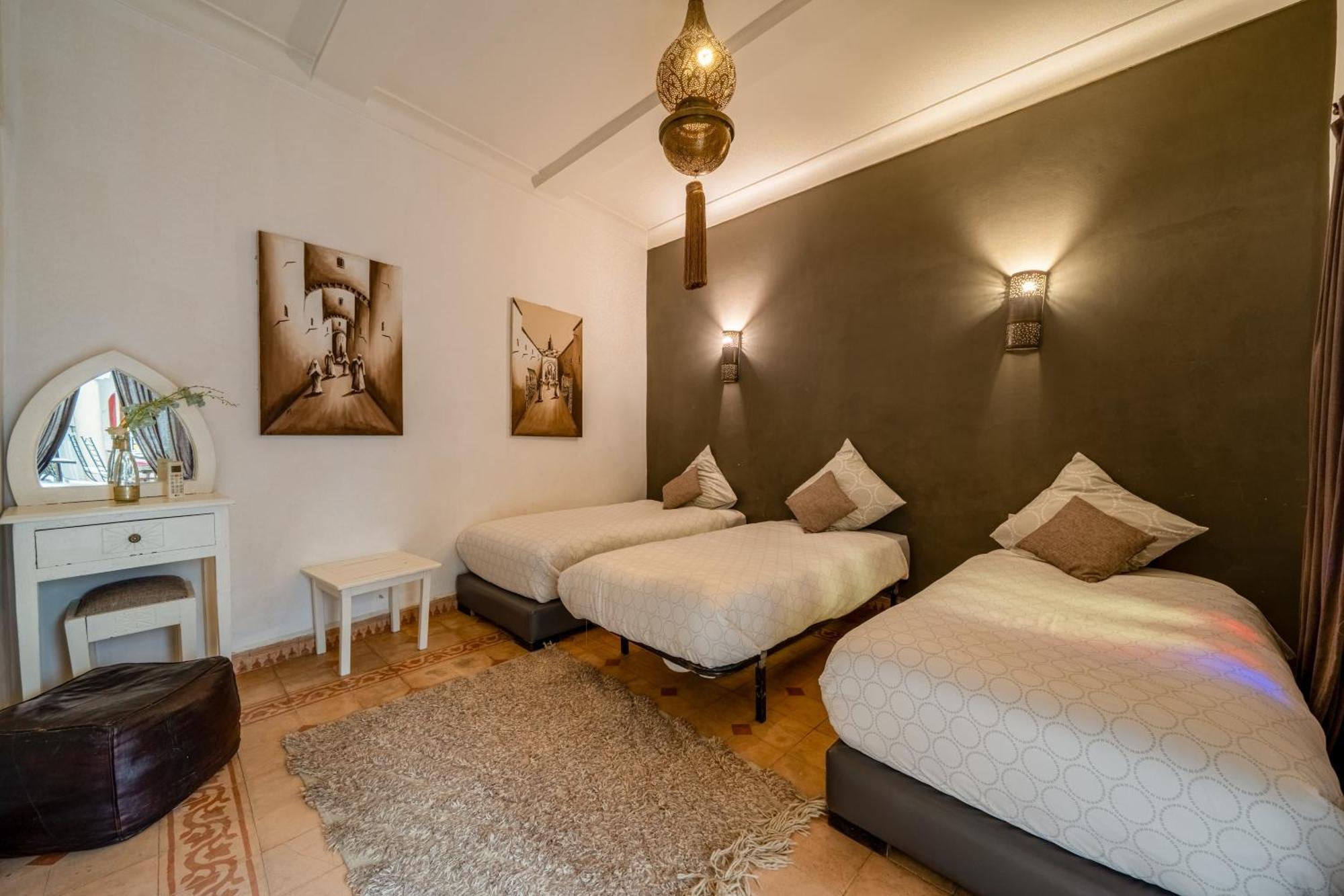 Riad Awinati Location Privatisee ,Piscine Chauffee , Beau Rooftop Marrakesh Exterior foto