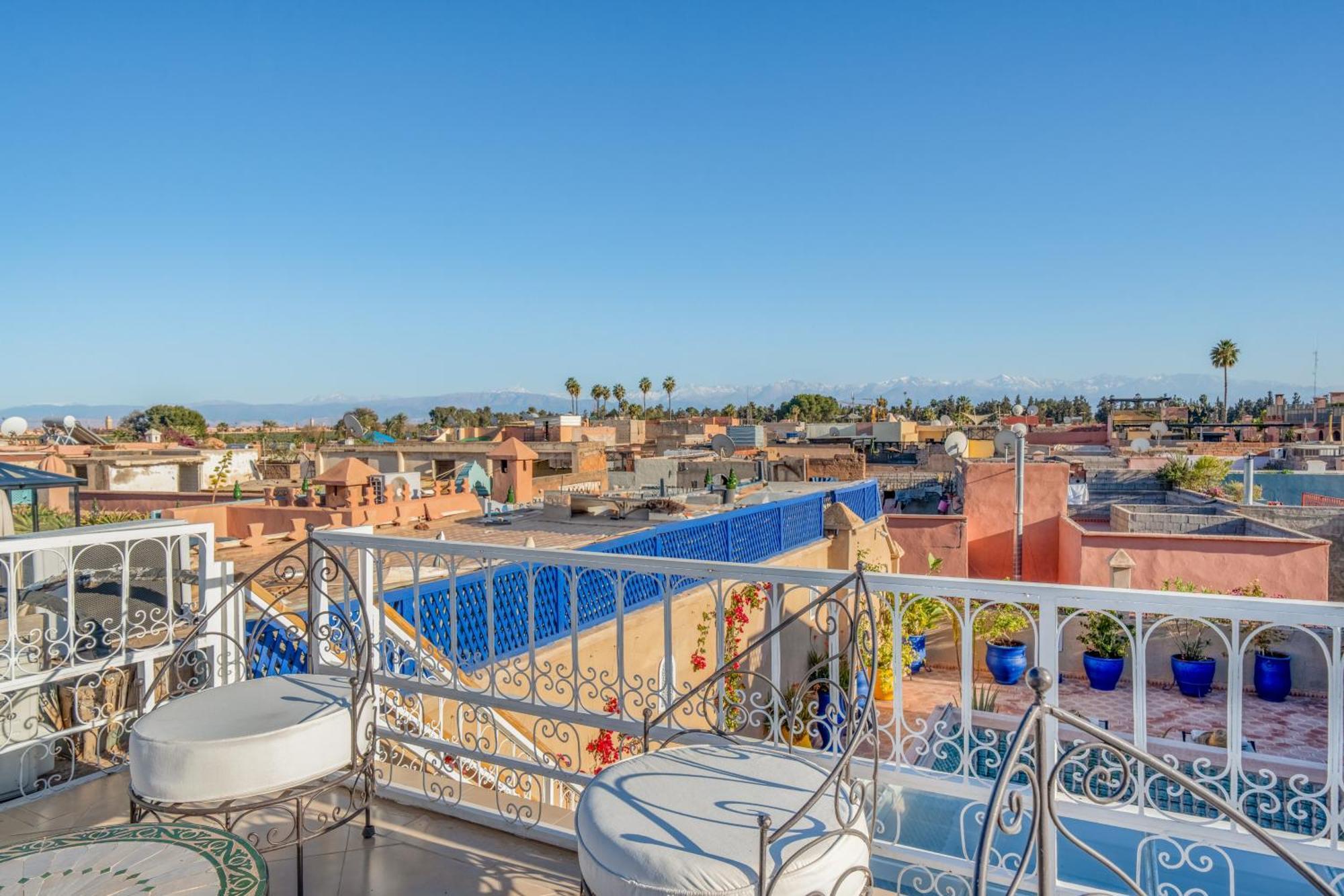 Riad Awinati Location Privatisee ,Piscine Chauffee , Beau Rooftop Marrakesh Exterior foto