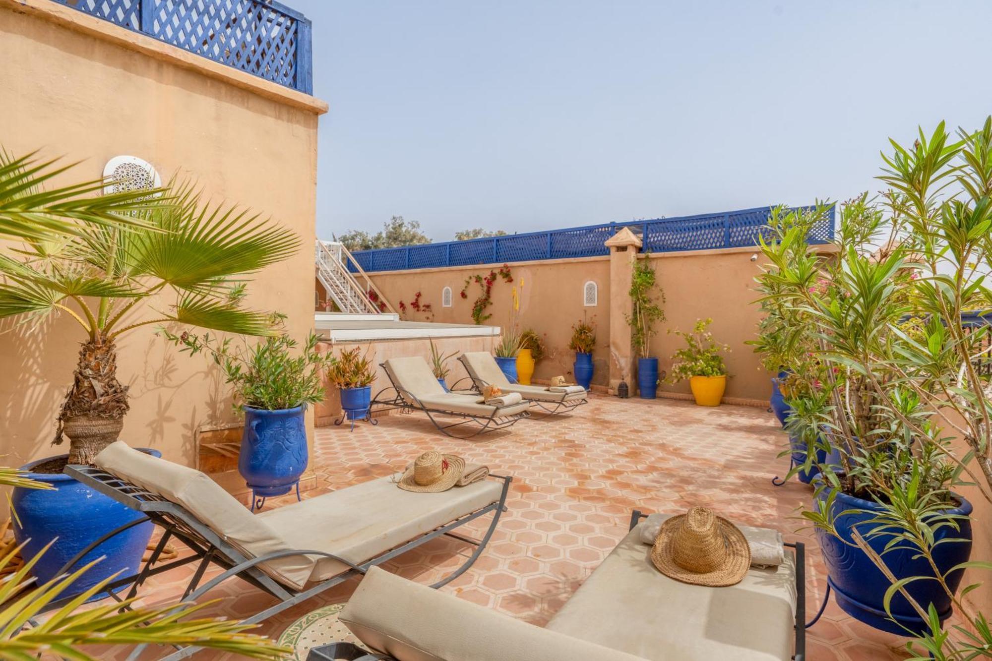 Riad Awinati Location Privatisee ,Piscine Chauffee , Beau Rooftop Marrakesh Exterior foto