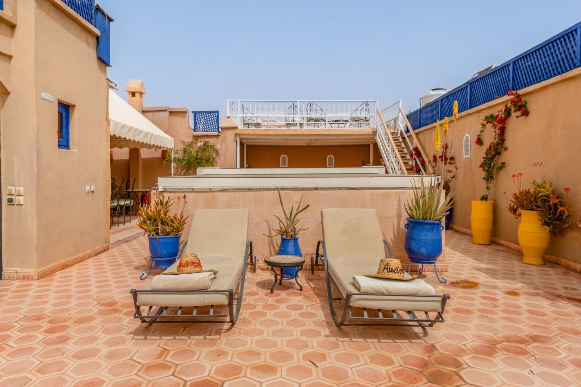 Riad Awinati Location Privatisee ,Piscine Chauffee , Beau Rooftop Marrakesh Exterior foto