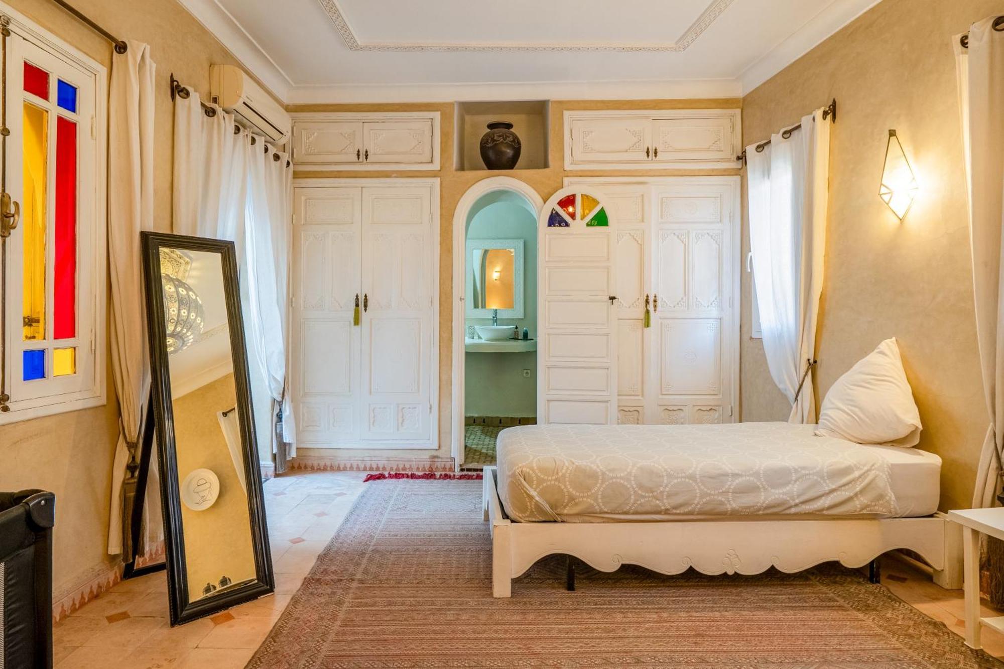 Riad Awinati Location Privatisee ,Piscine Chauffee , Beau Rooftop Marrakesh Exterior foto