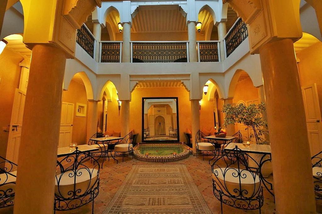 Riad Awinati Location Privatisee ,Piscine Chauffee , Beau Rooftop Hotel Marrakesh Exterior foto