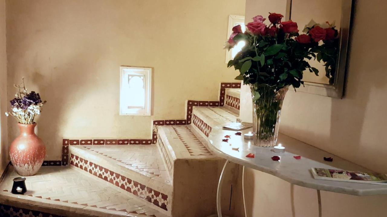 Riad Awinati Location Privatisee ,Piscine Chauffee , Beau Rooftop Hotel Marrakesh Exterior foto